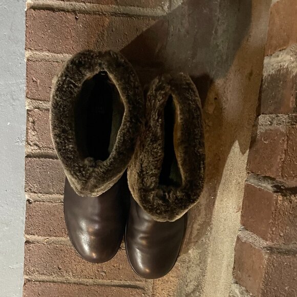 Brand New NIB Stuart Weitzman Brown Leather Shearling Cooper Chill Boot Size 9 - Picture 9 of 9